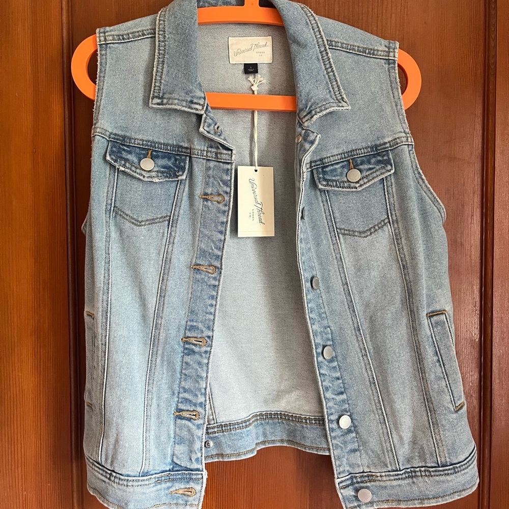 Denim vest. NWT